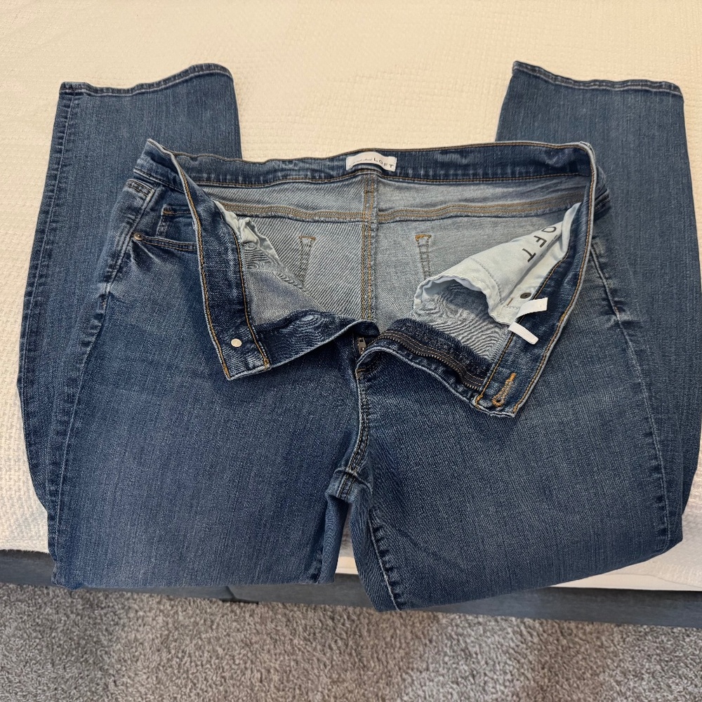 Ann Taylor Loft Modern Straight Jeans Size 16 - Picture 3 of 4